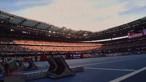 拉倒吧，换谁都是詹姆斯稳赢。詹姆斯总决赛就没有打过双核球队，早就稳赢了，多打几场就是为了赚钱。看最后一场就知道了，认真打上半场领先40分。